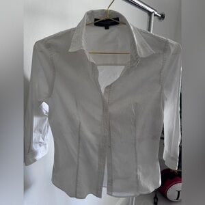 Beautiful Carolina Herrera classic with Shirt.